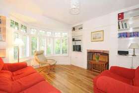 4 bedroom Terraced f...